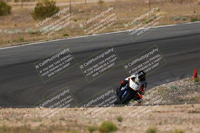 media/Apr-19-2025-AHRMA (Sat) [[3d98ca3309]]/Practice/Group 4/Turn 6/